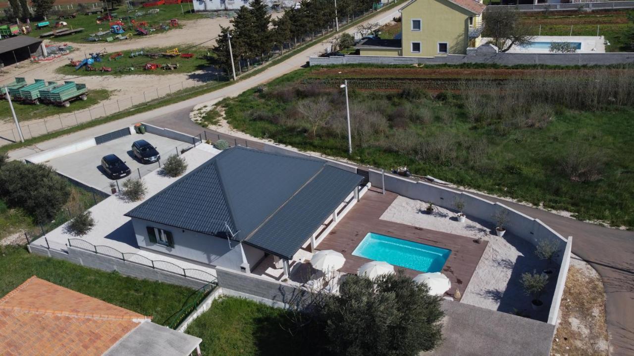Tara Villa Sveti Filip i Jakov Exterior photo